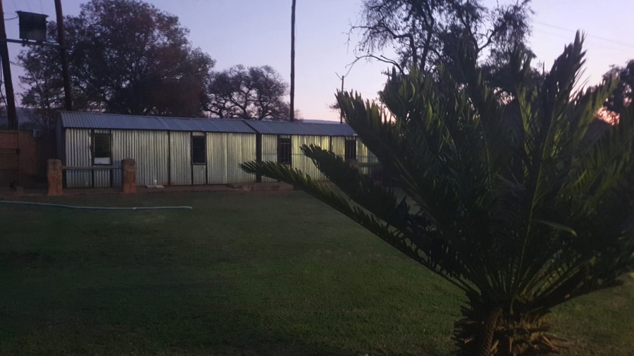 5 Bedroom Property for Sale in Mooinooi North West